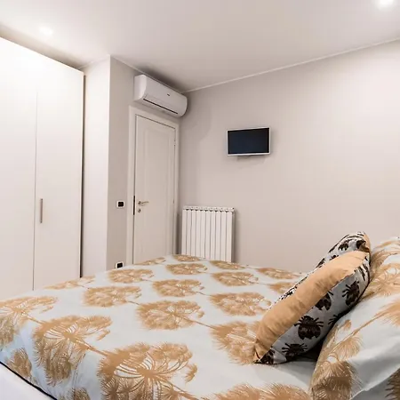 Ariston & Casino - Con Giardino E Garage דירה